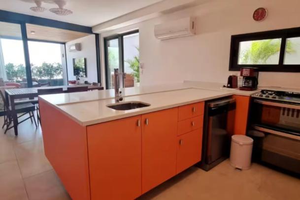 Luxo A Beira Mar Com Jacuzzi Particular